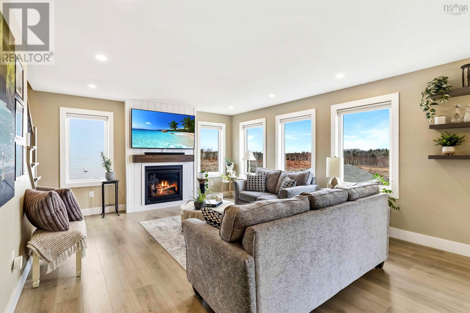 Property 13 of 48 of 82 Darner Drive