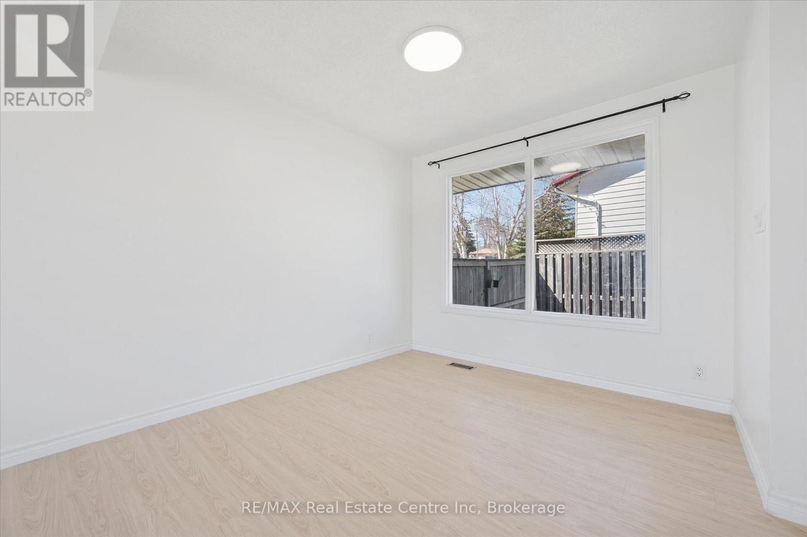 6 EASTVIEW ROAD - 12