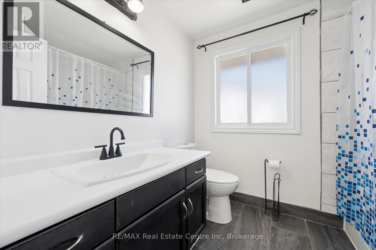 6 EASTVIEW ROAD - 23