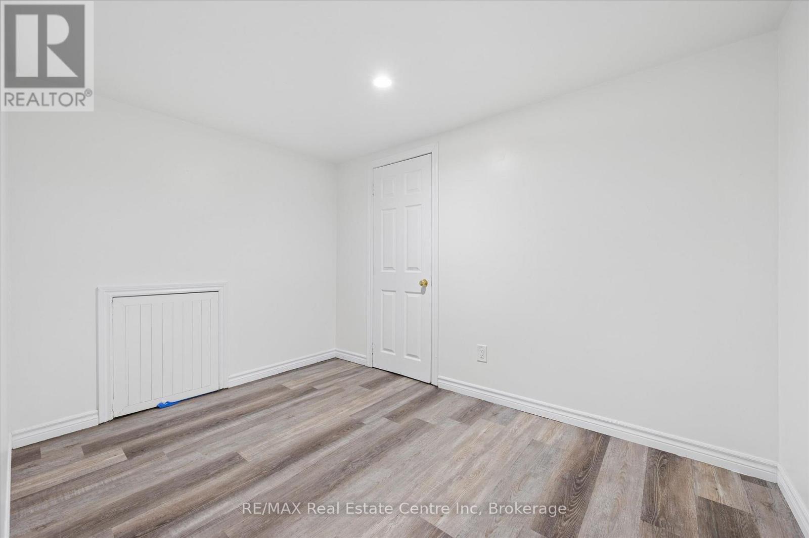 6 EASTVIEW ROAD - 29