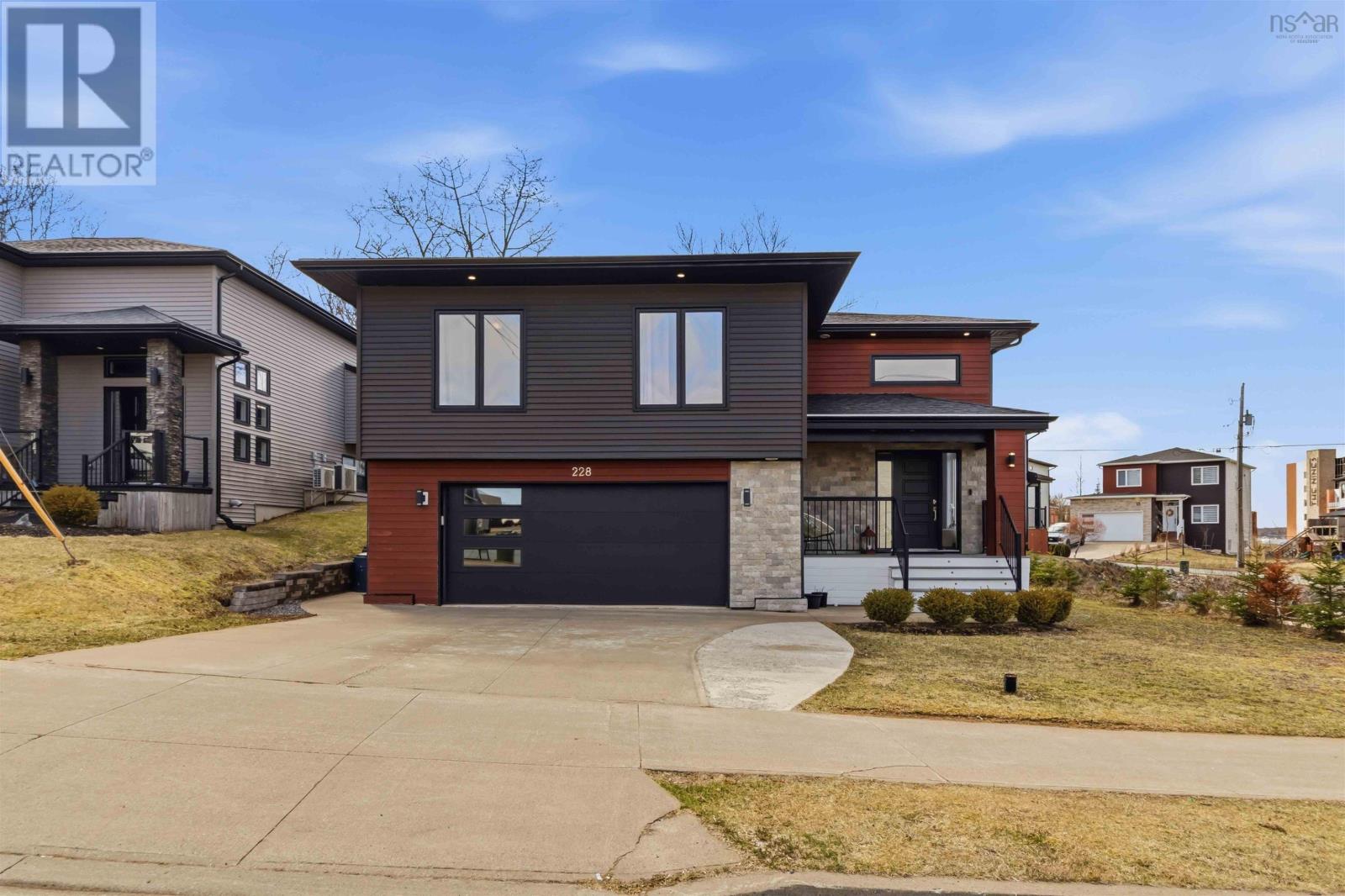 Property 2 of 52 of 228 Maple Grove Avenue