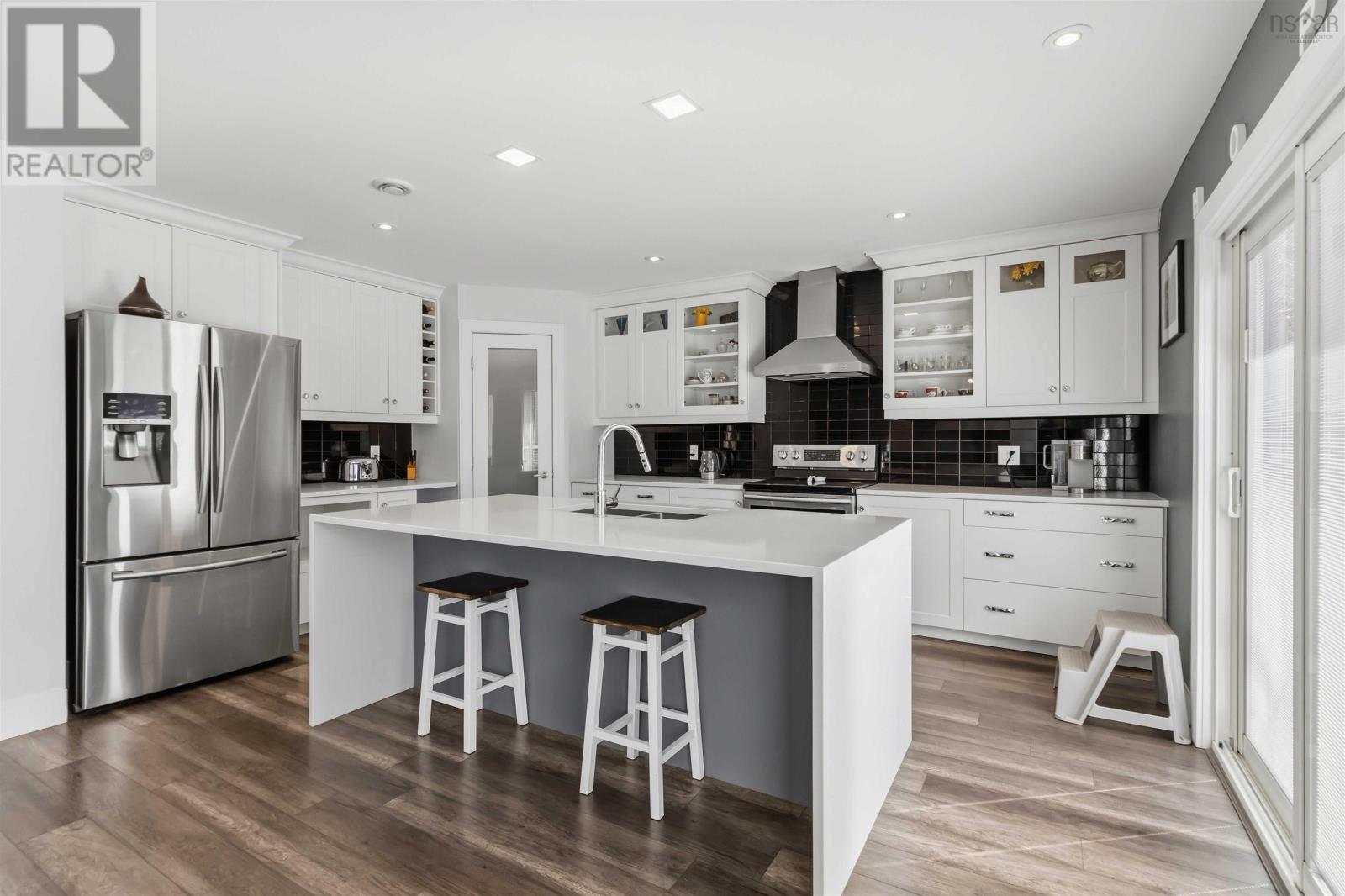 Property 18 of 52 of 228 Maple Grove Avenue