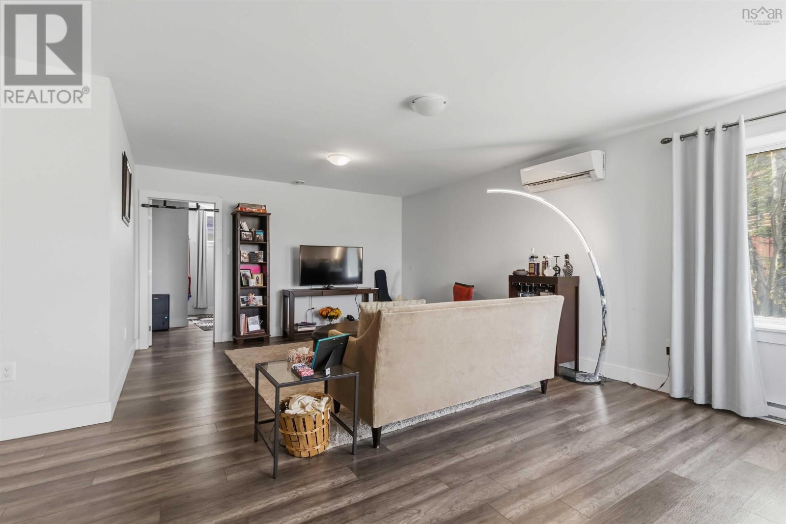 Property 39 of 52 of 228 Maple Grove Avenue