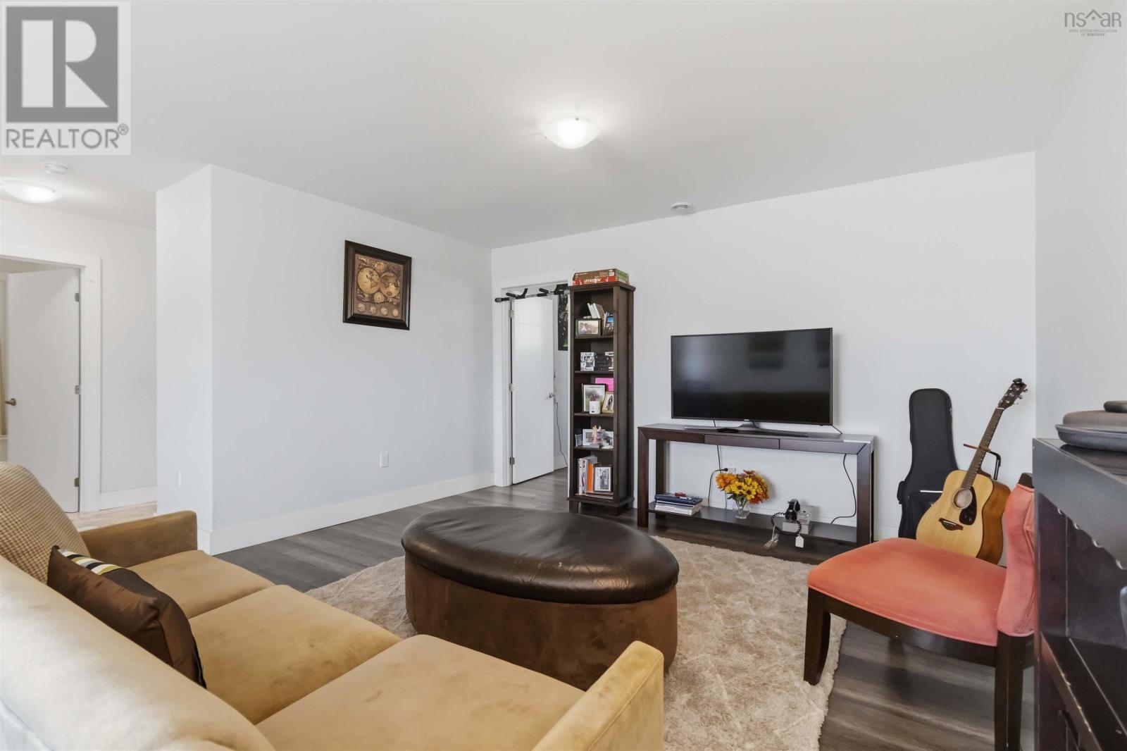 Property 43 of 52 of 228 Maple Grove Avenue