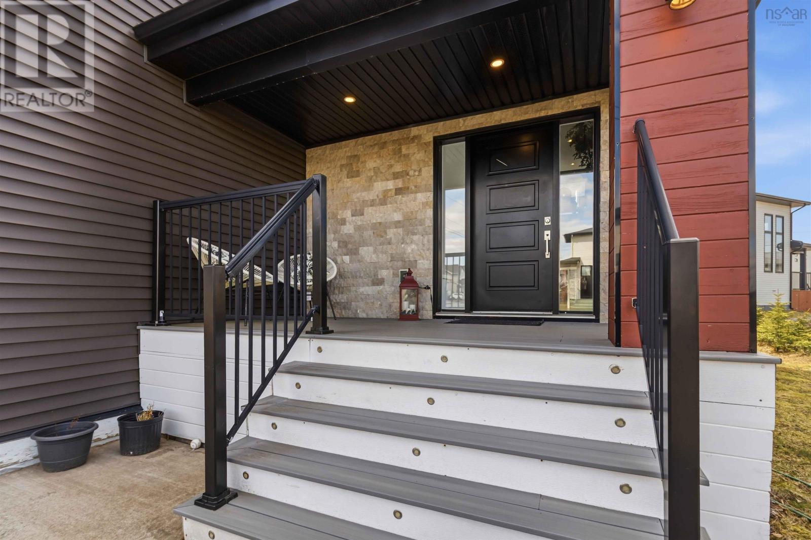 Property 3 of 52 of 228 Maple Grove Avenue