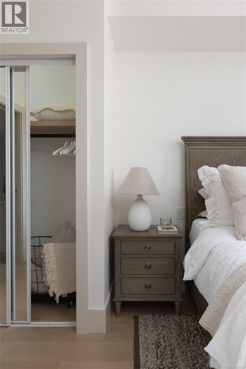 #403 1335 BEAR MOUNTAIN PKWY - 15