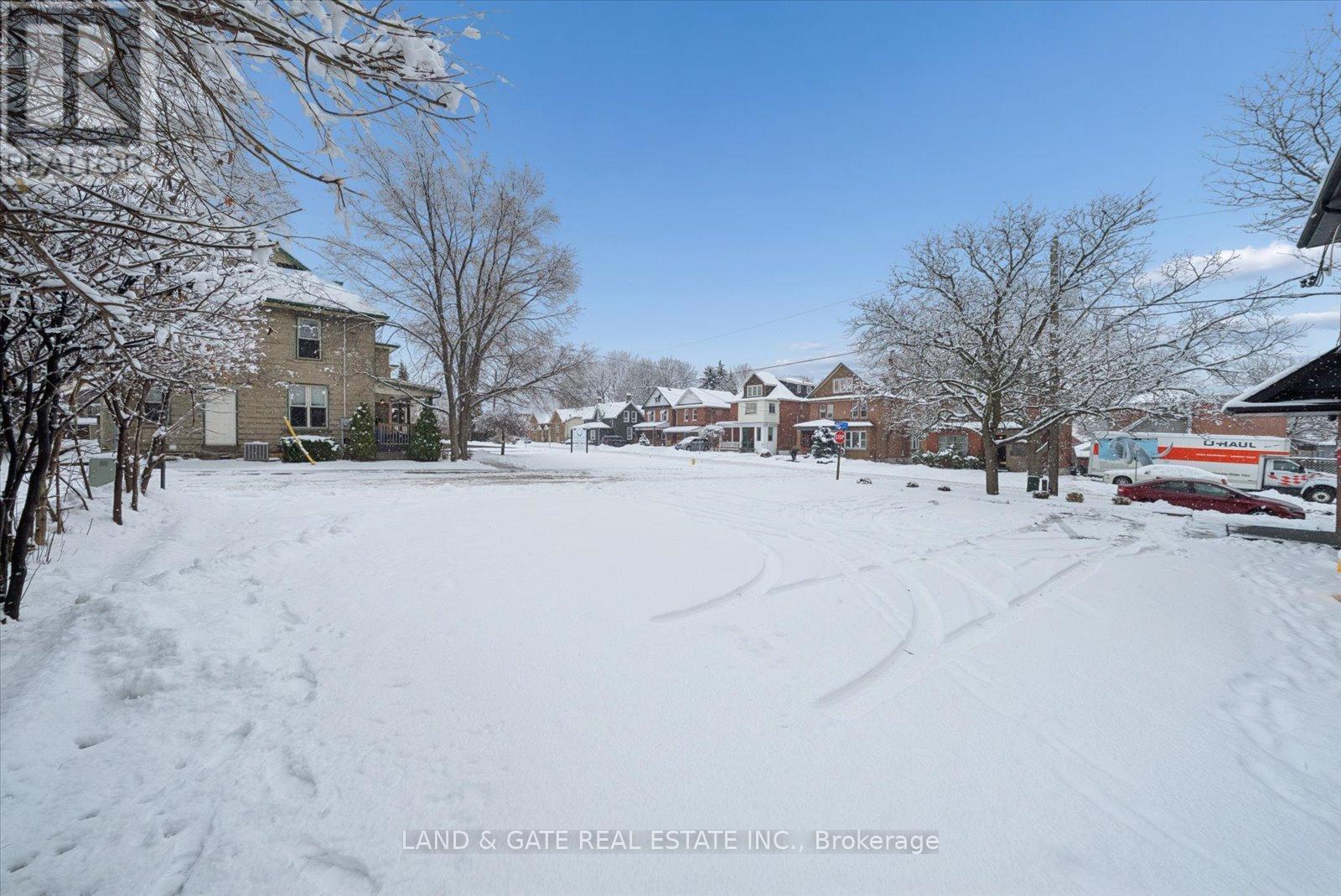 20 ELGIN STREET E — photo 49