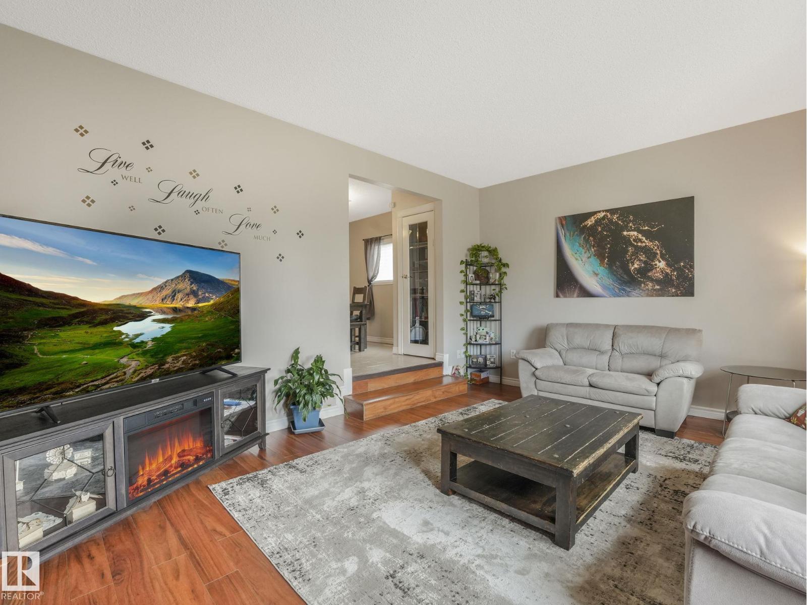 9945 163 ST NW NW - 22