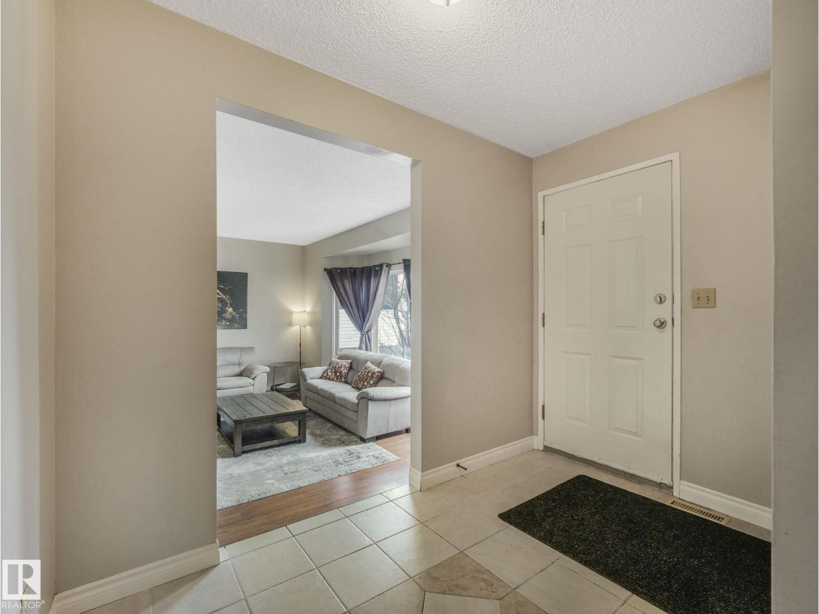 9945 163 ST NW NW - 19