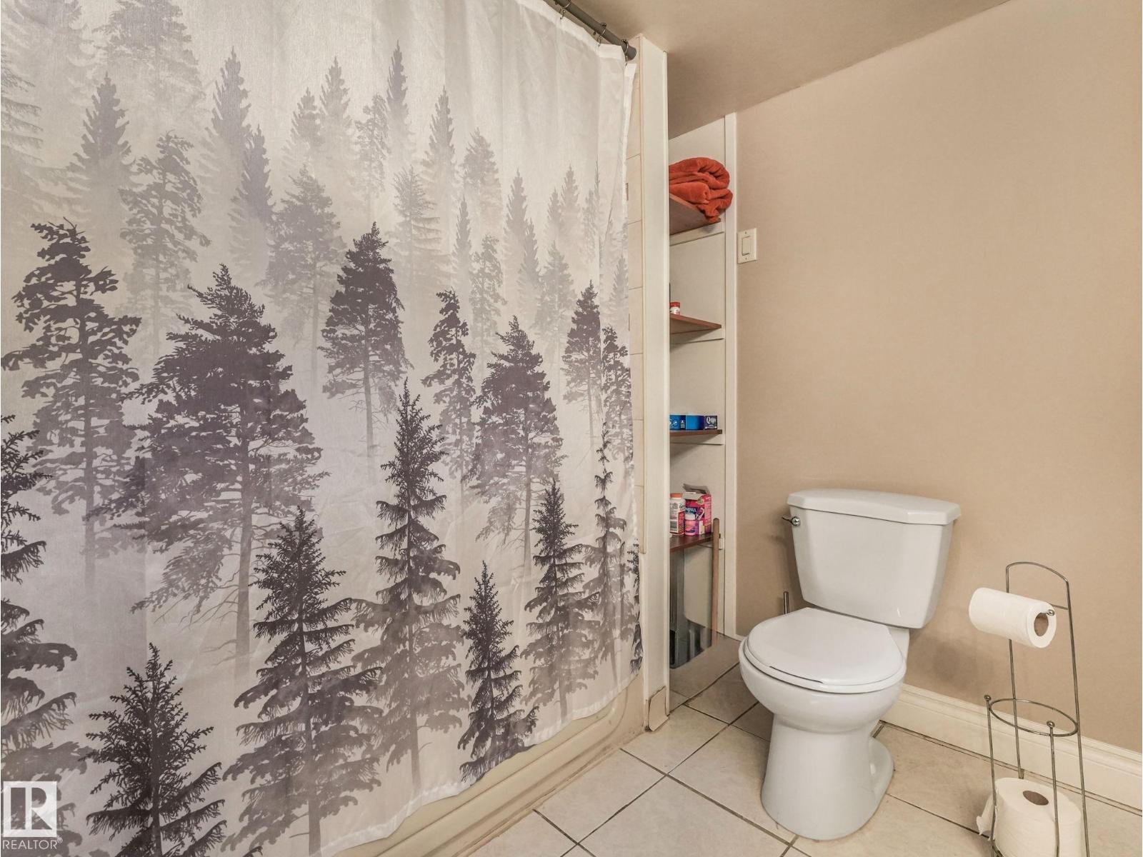 9945 163 ST NW NW - 54