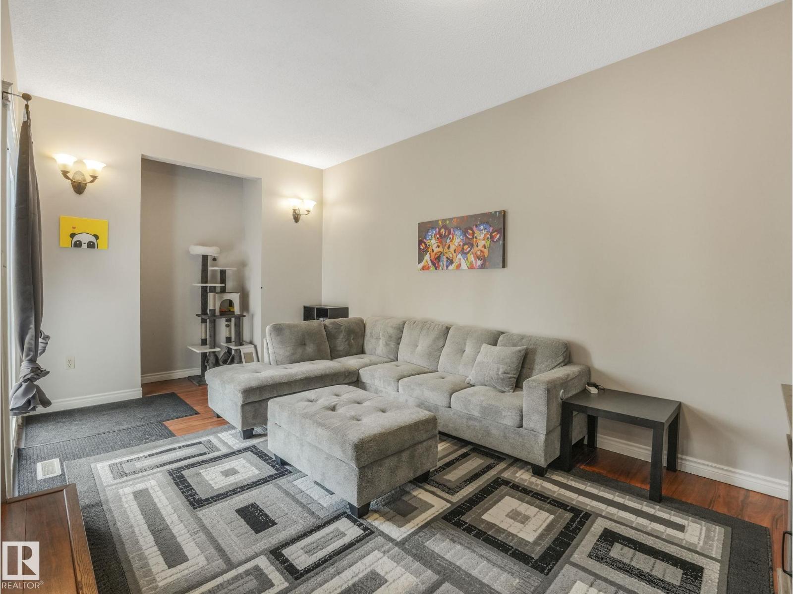 9945 163 ST NW NW - 34