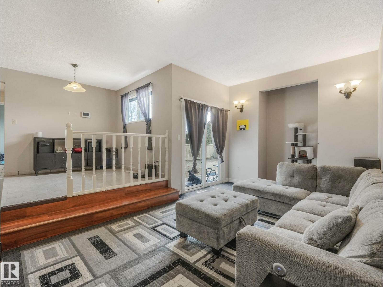 9945 163 ST NW NW - 37