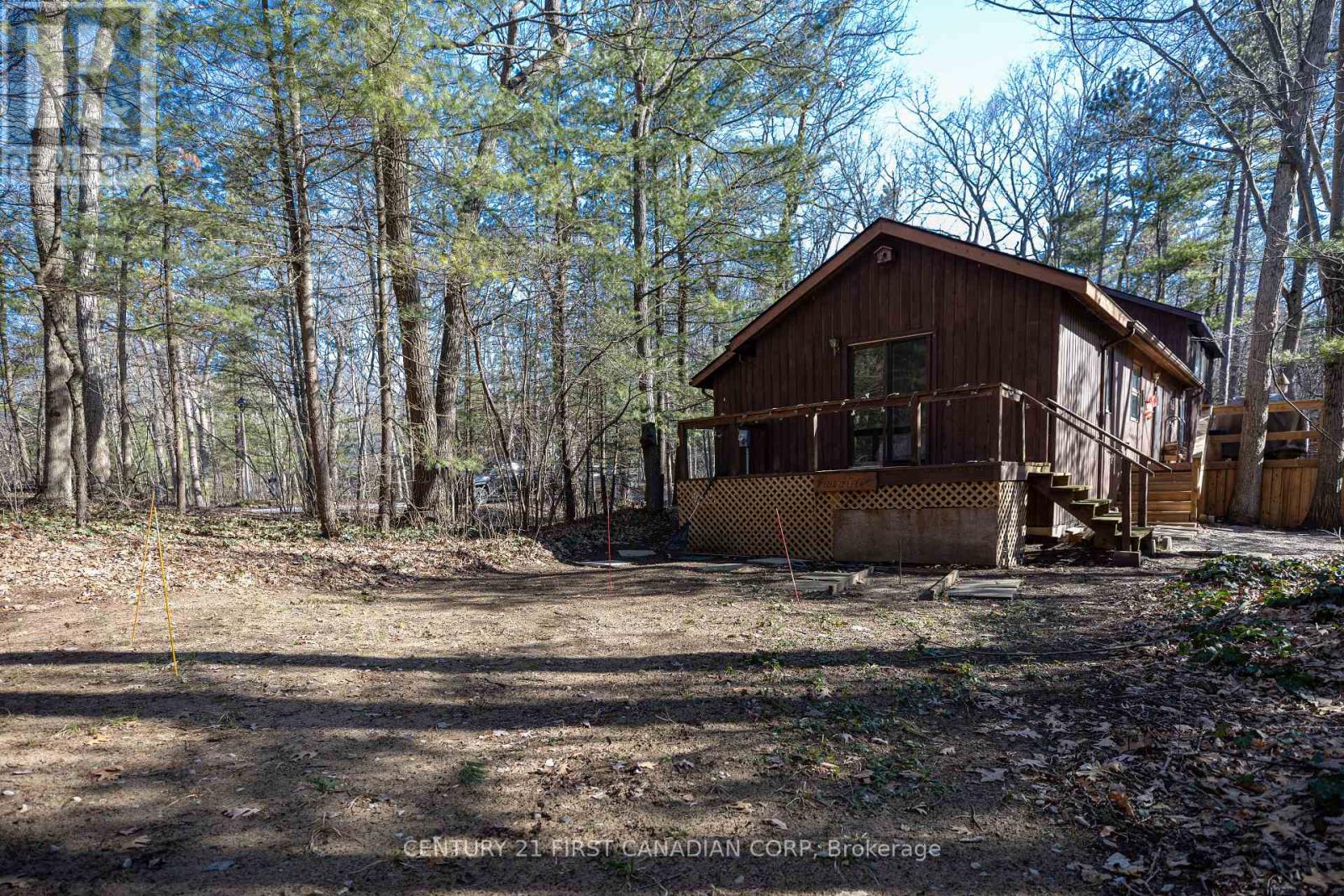 10277 GRAND OAKS DRIVE Property Photo