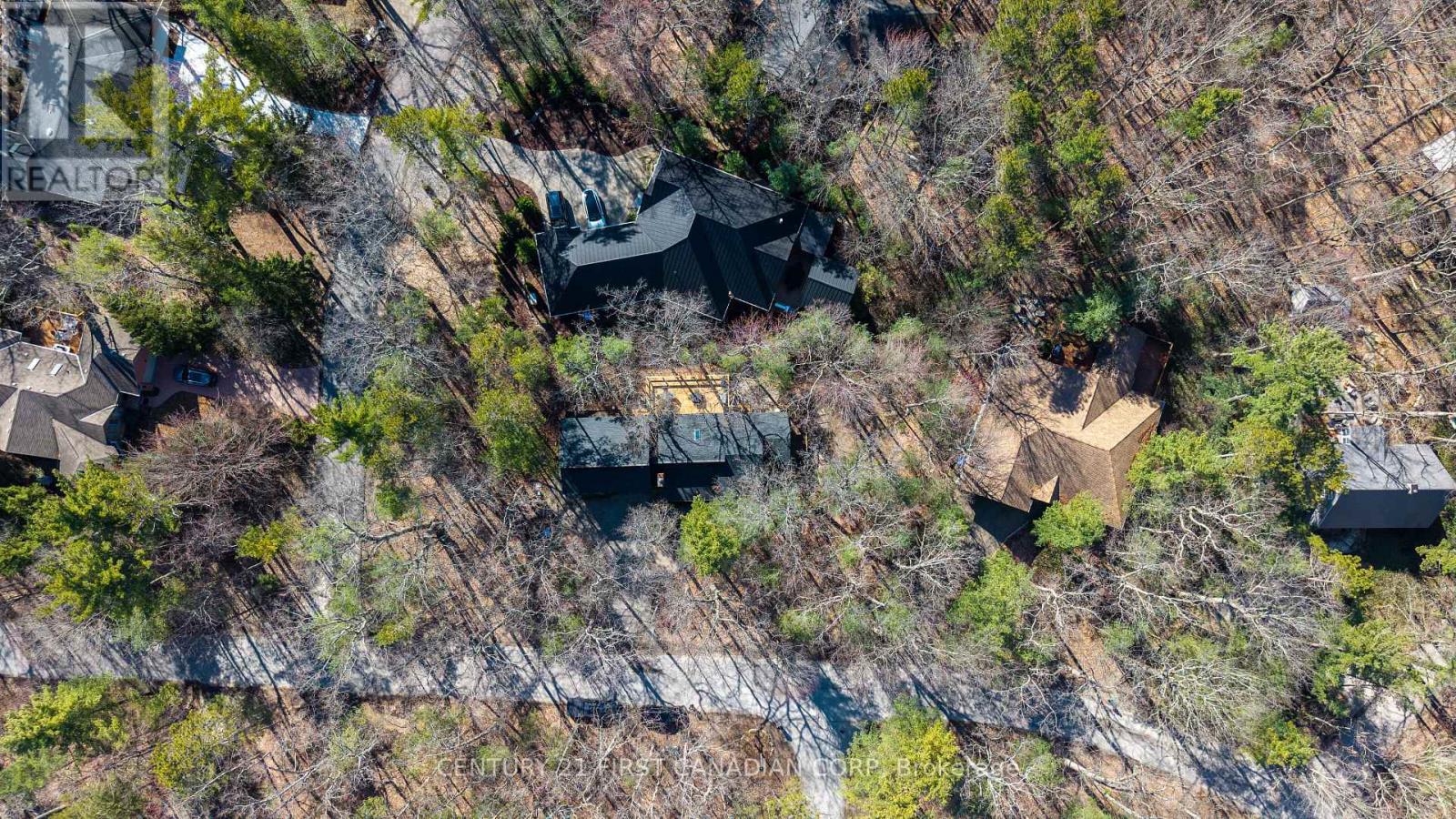 10277 GRAND OAKS DRIVE Property Photo