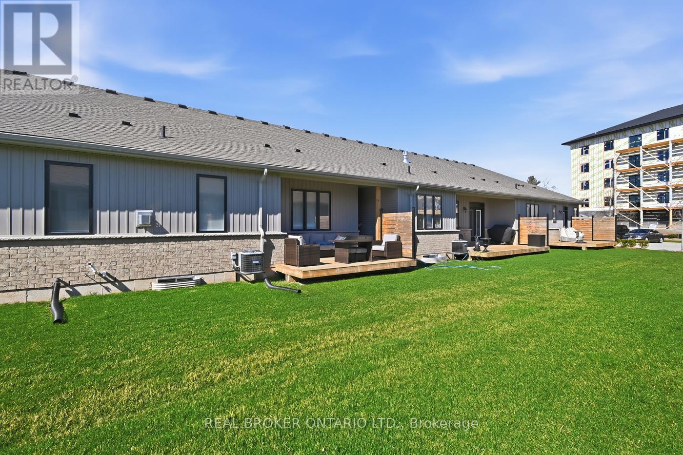 18 BORDEN TRAIL - 40
