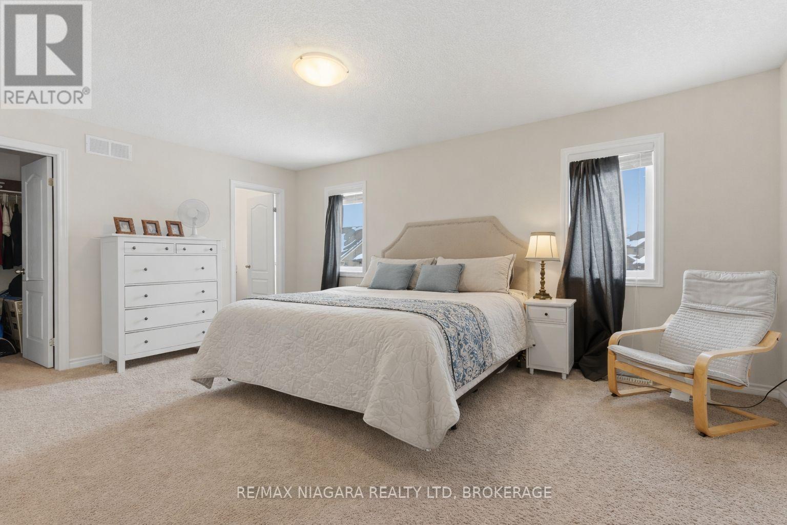 Large primary with walk -in closet & 3pc ensuite