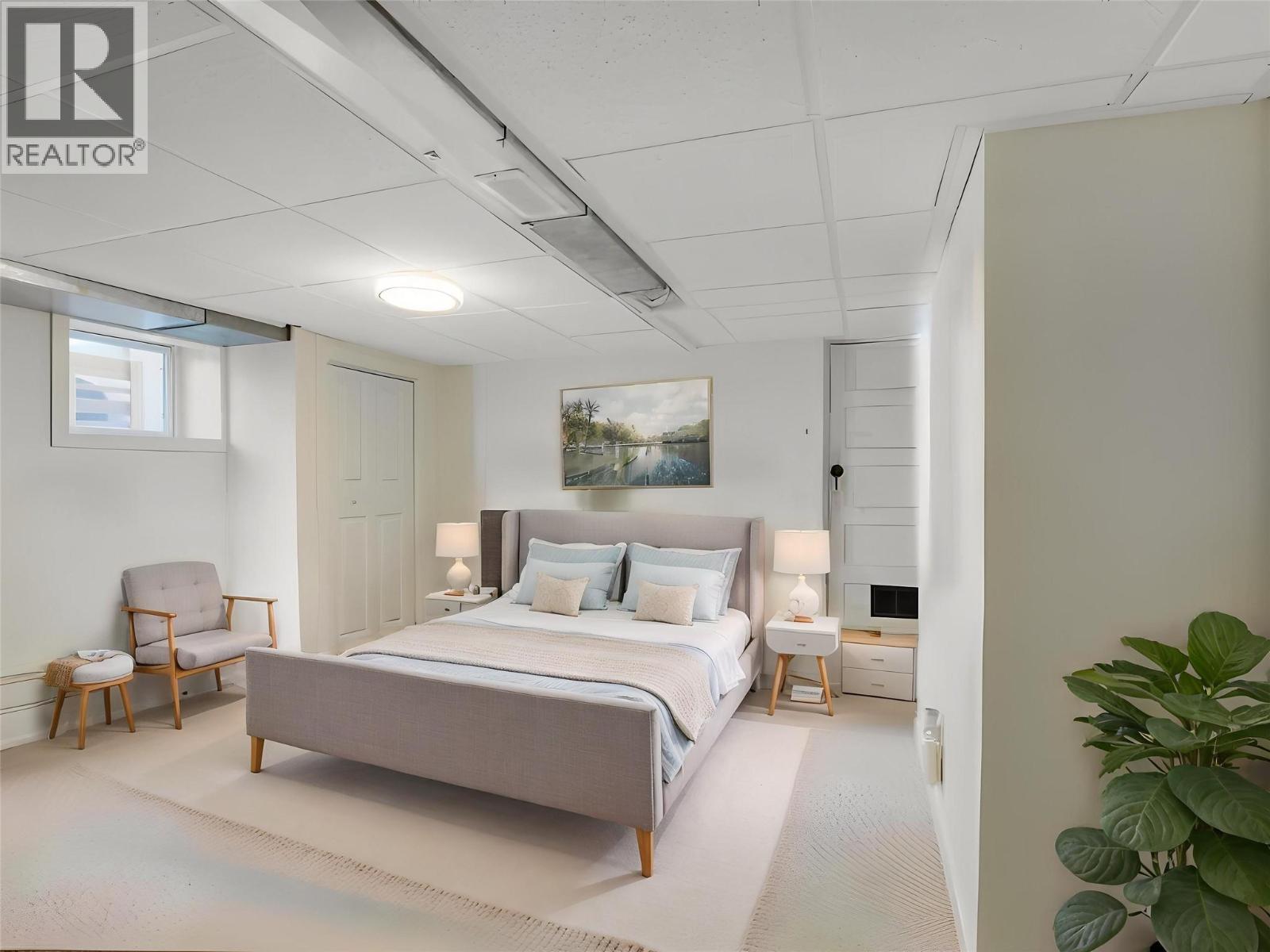 766 DOMINION STREET - 13