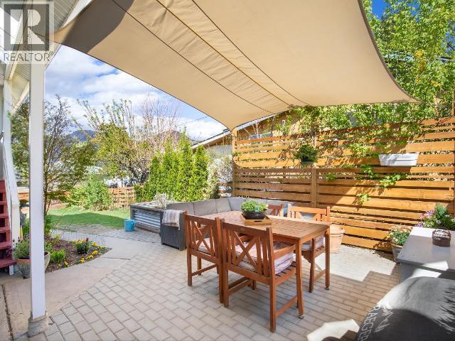 766 DOMINION STREET - 18