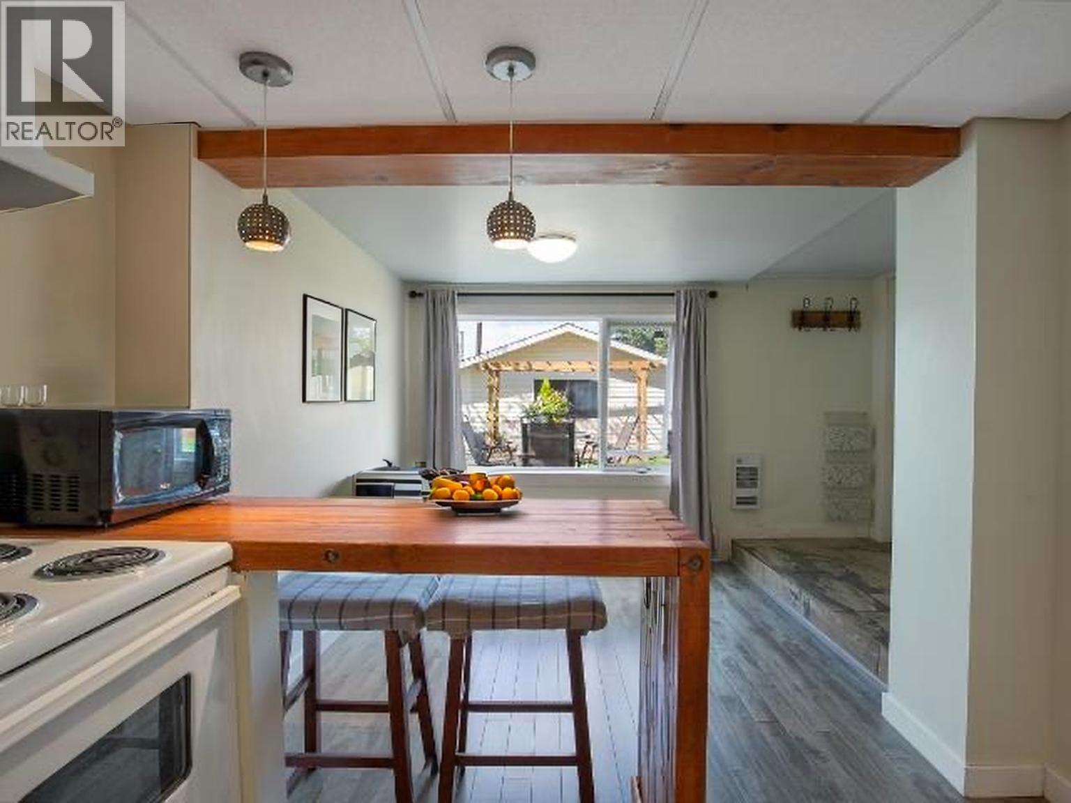 766 DOMINION STREET - 20