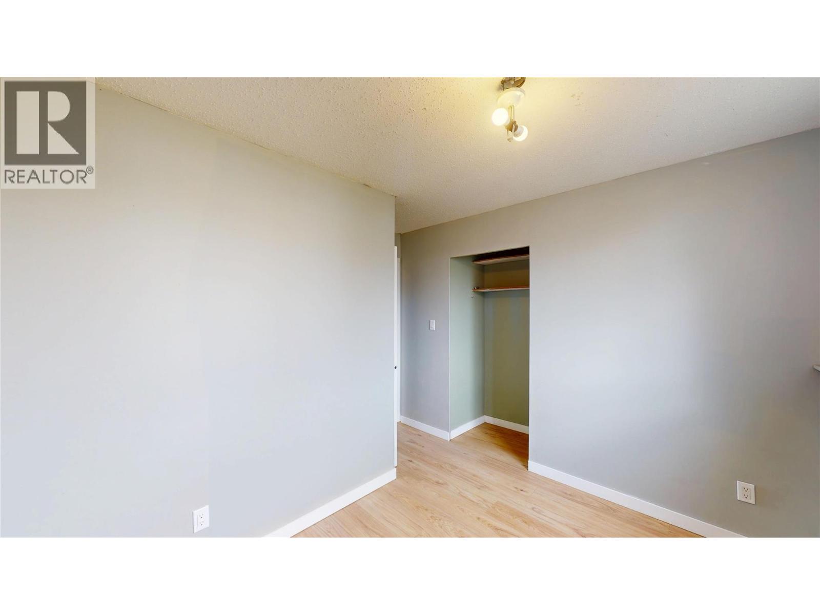 #33 717 21ST AVENUE N - 9