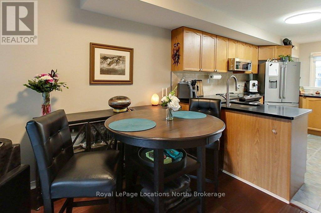 2 ROYALTON LANE - 16