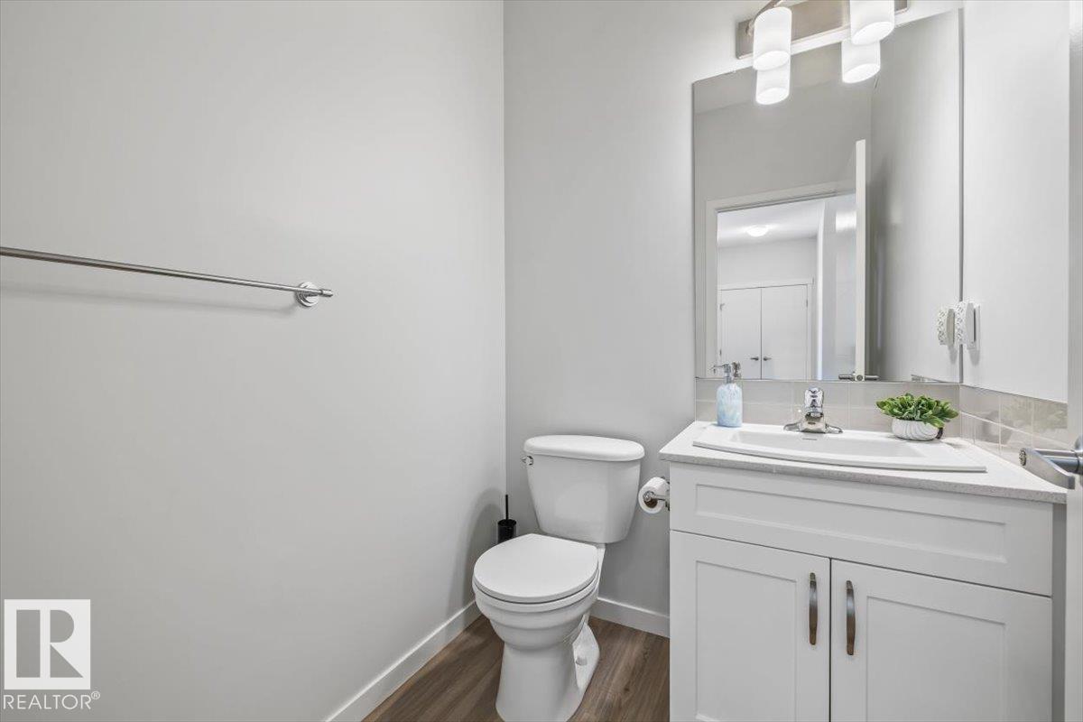 17616 124 ST NW - 16