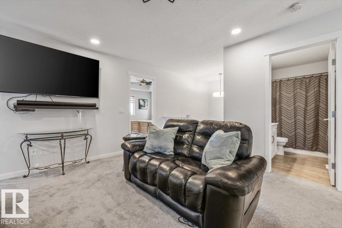 17616 124 ST NW - 19