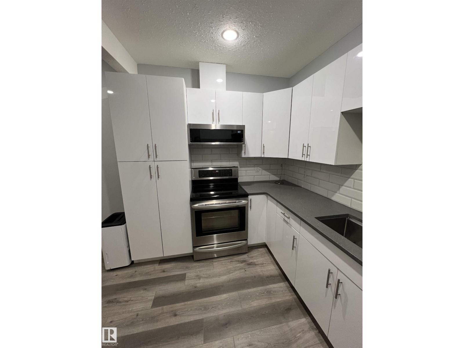 17616 124 ST NW - 34