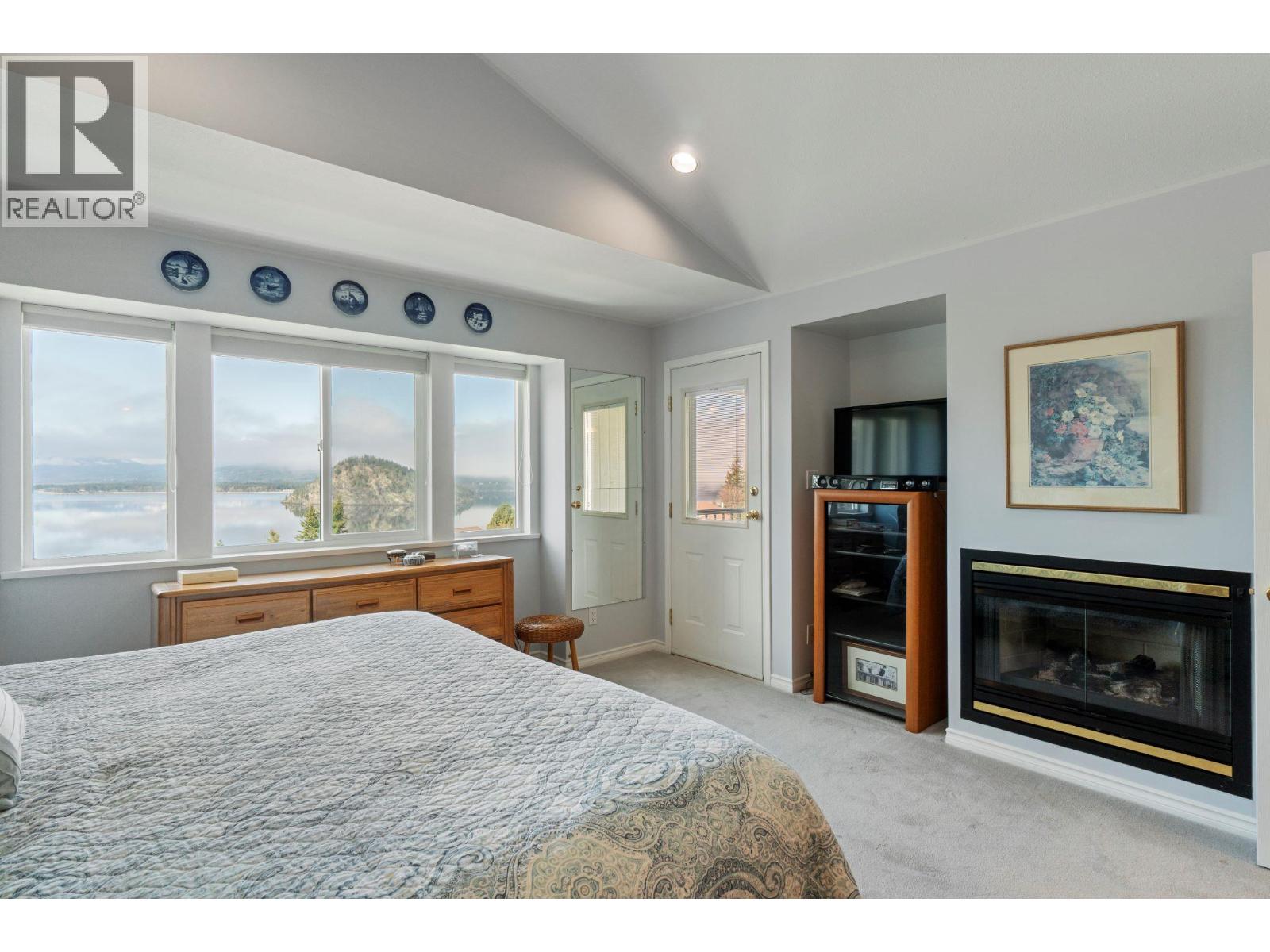 3471 MCBRIDE ROAD - 24