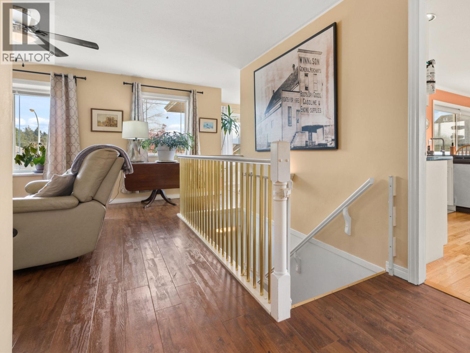 797 CELESTIAL PLACE, Gibsons