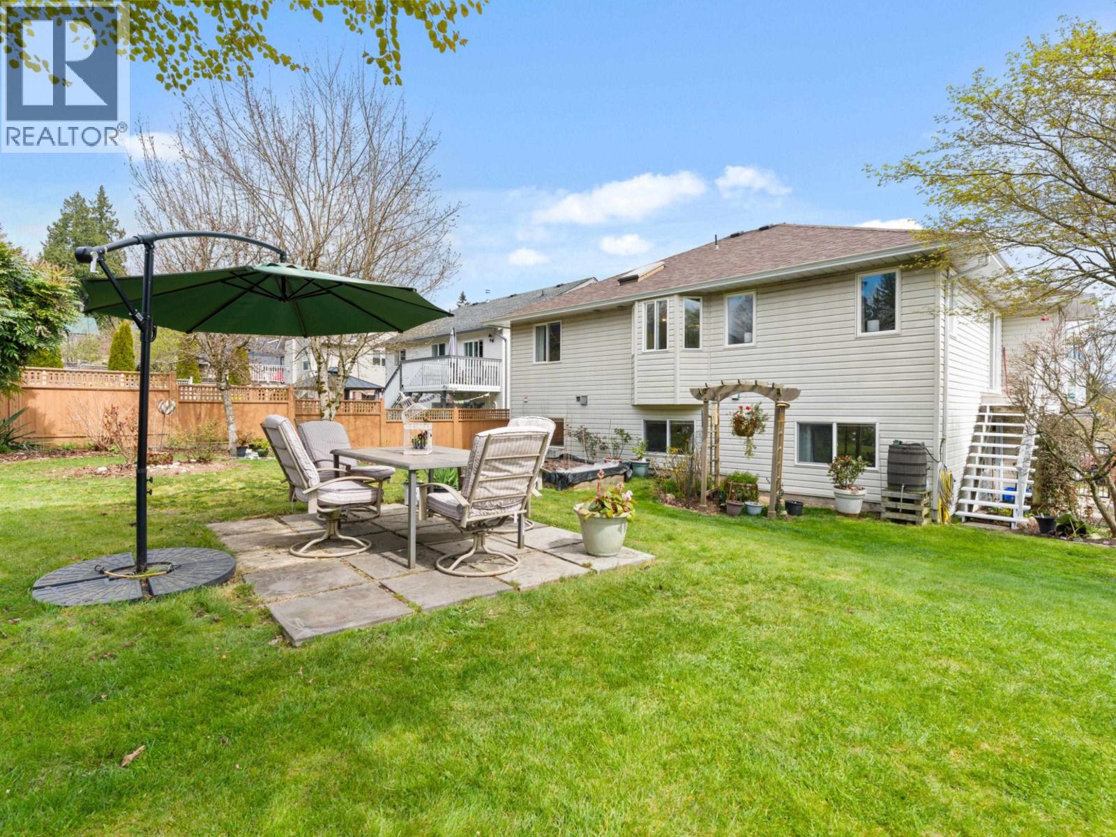 797 CELESTIAL PLACE, Gibsons