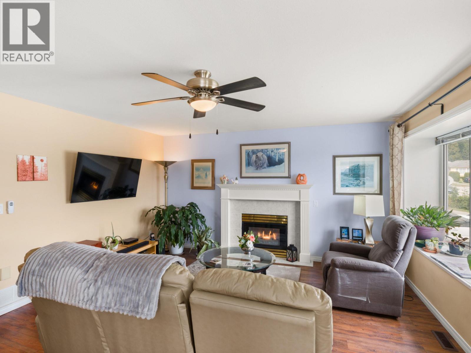 797 CELESTIAL PLACE, Gibsons