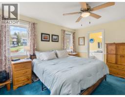 797 Celestial Place, Gibsons, BC V0N1V9 Photo 14