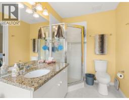 797 Celestial Place, Gibsons, BC V0N1V9 Photo 16