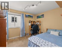 797 Celestial Place, Gibsons, BC V0N1V9 Photo 18