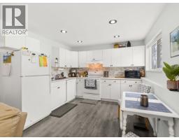 797 Celestial Place, Gibsons, BC V0N1V9 Photo 26