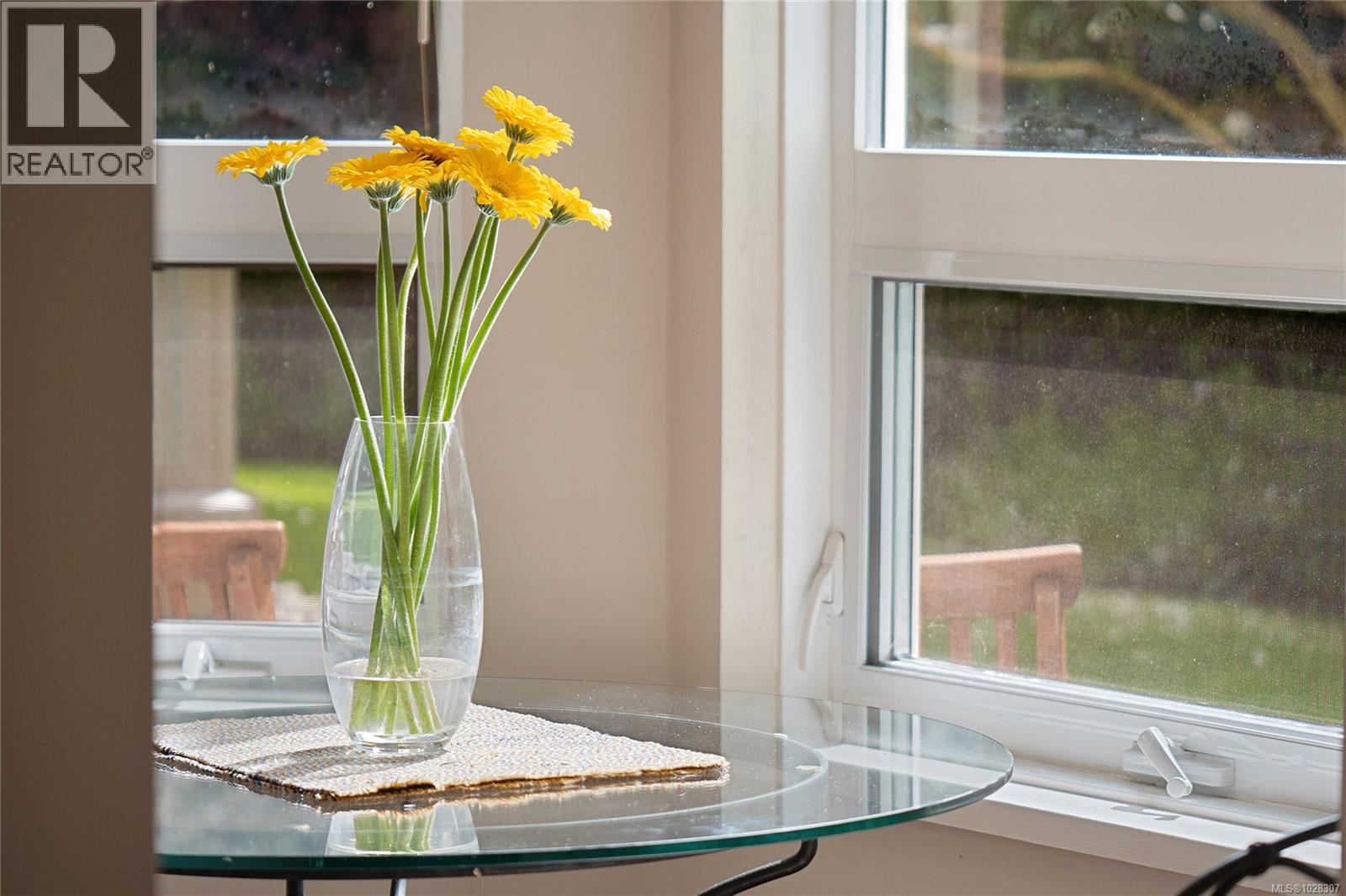 105 1505 Church Avenue, Saanich