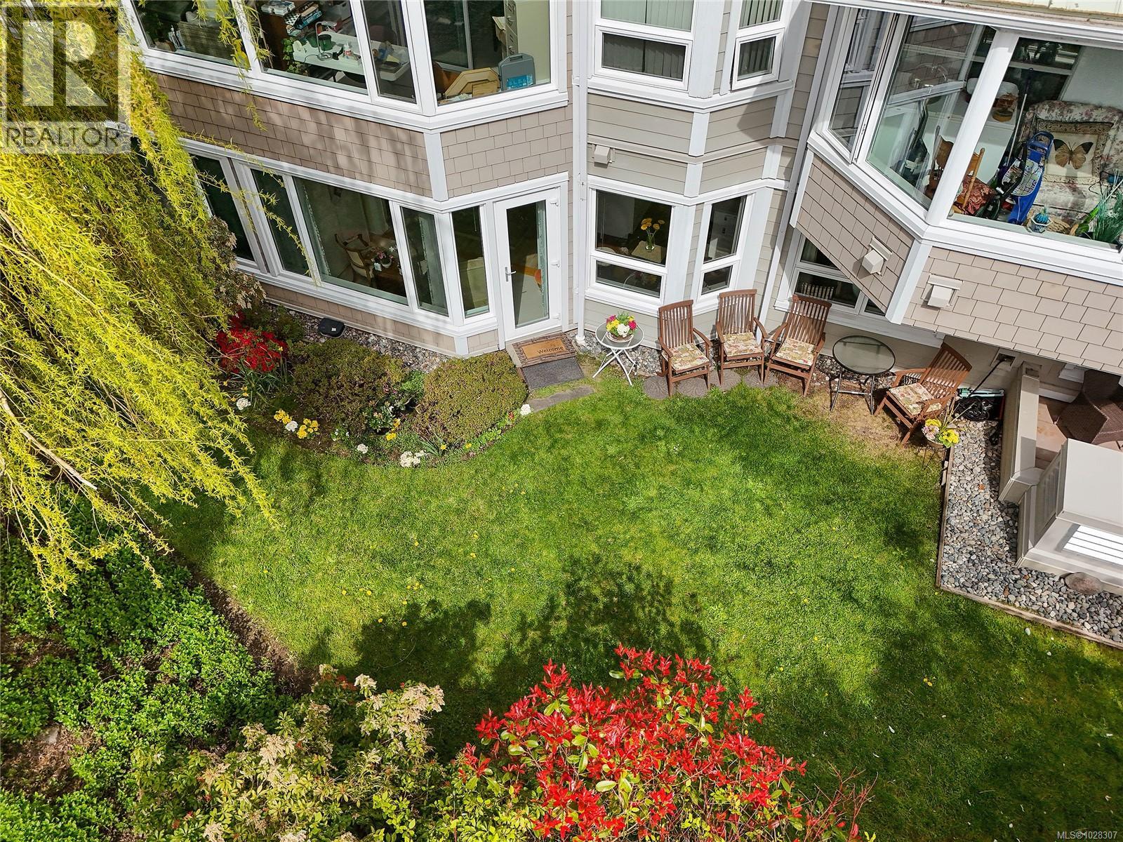 105 1505 Church Avenue, Saanich