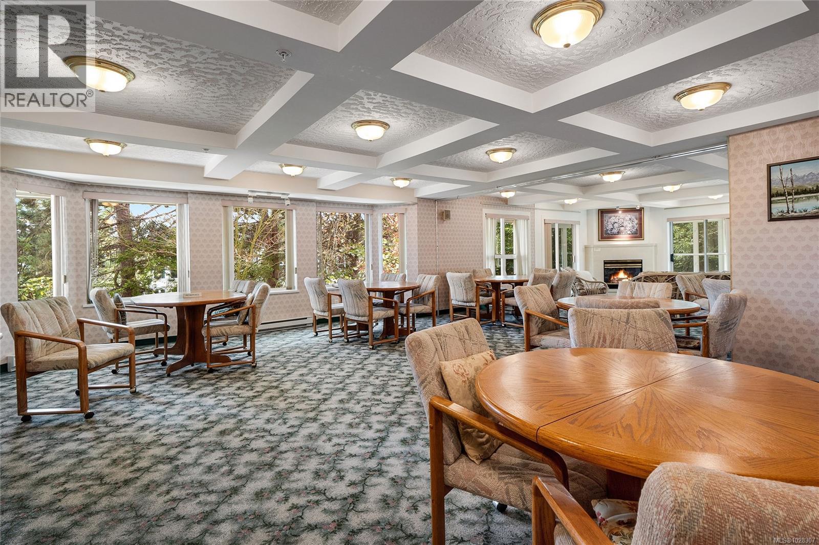 105 1505 Church Avenue, Saanich