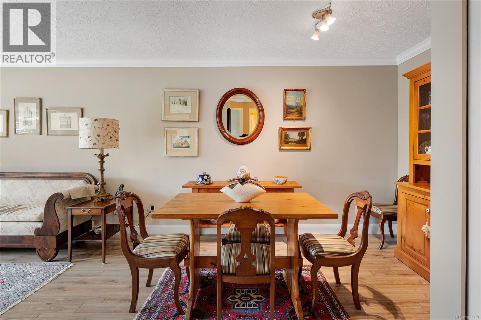 105 1505 Church Avenue, Saanich