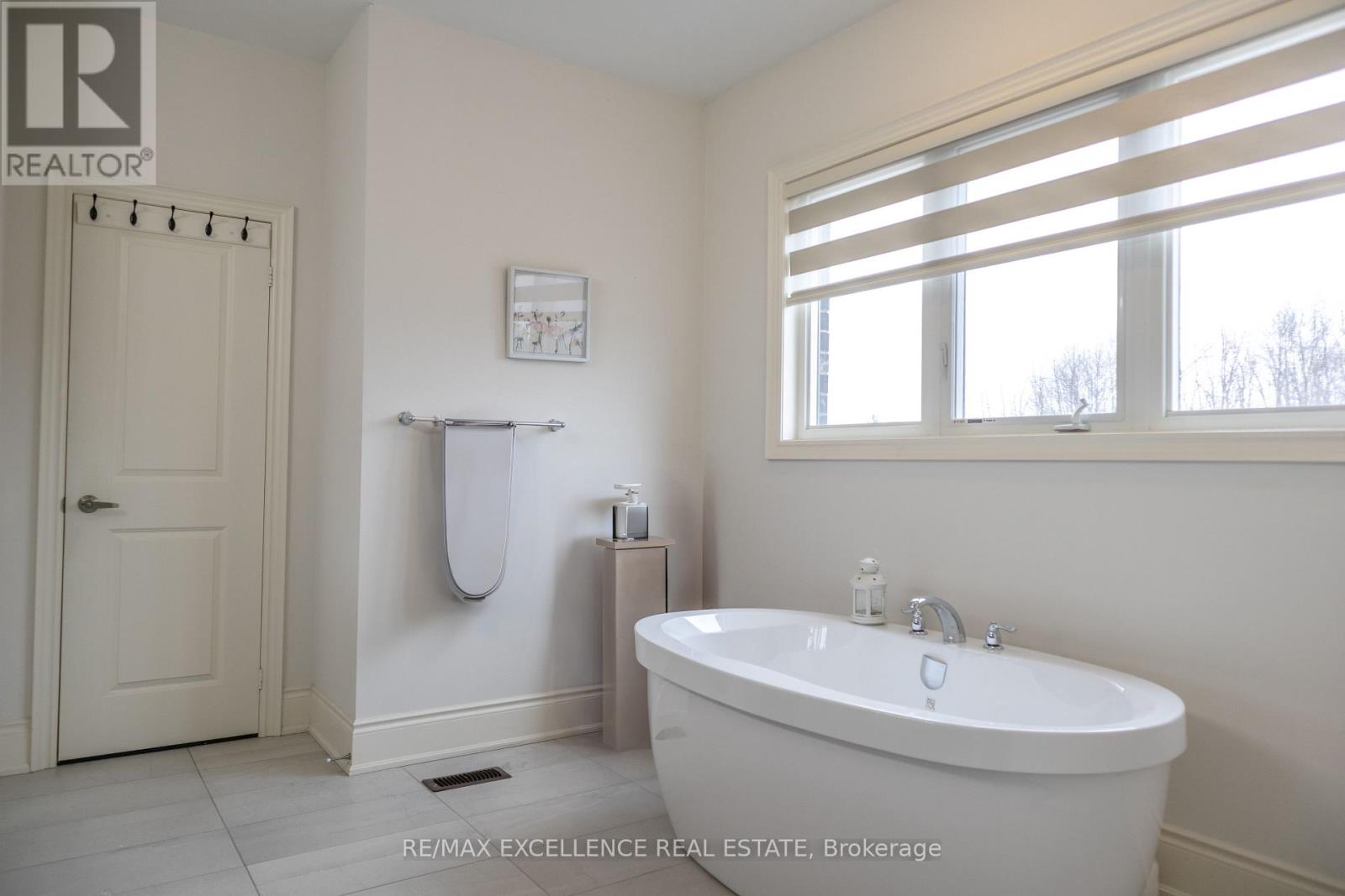 42 CATTAIL CRESCENT N — photo 24