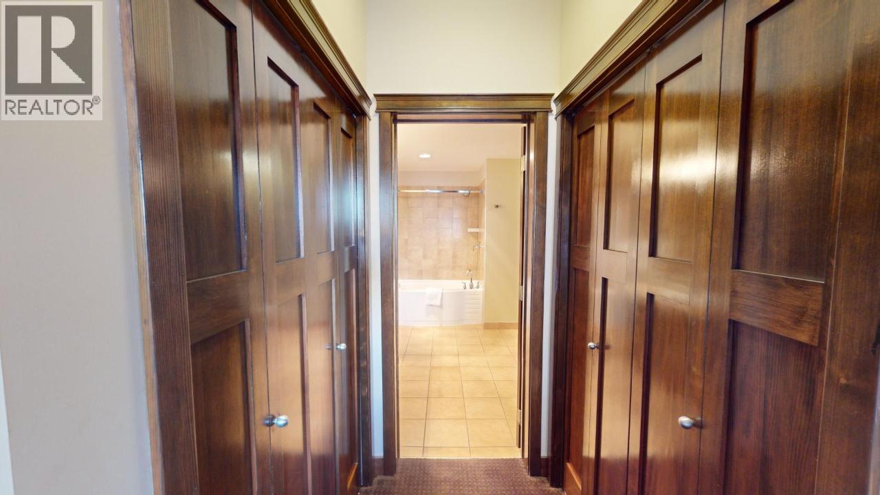 #813 B 800 BIGHORN BOULEVARD - 40