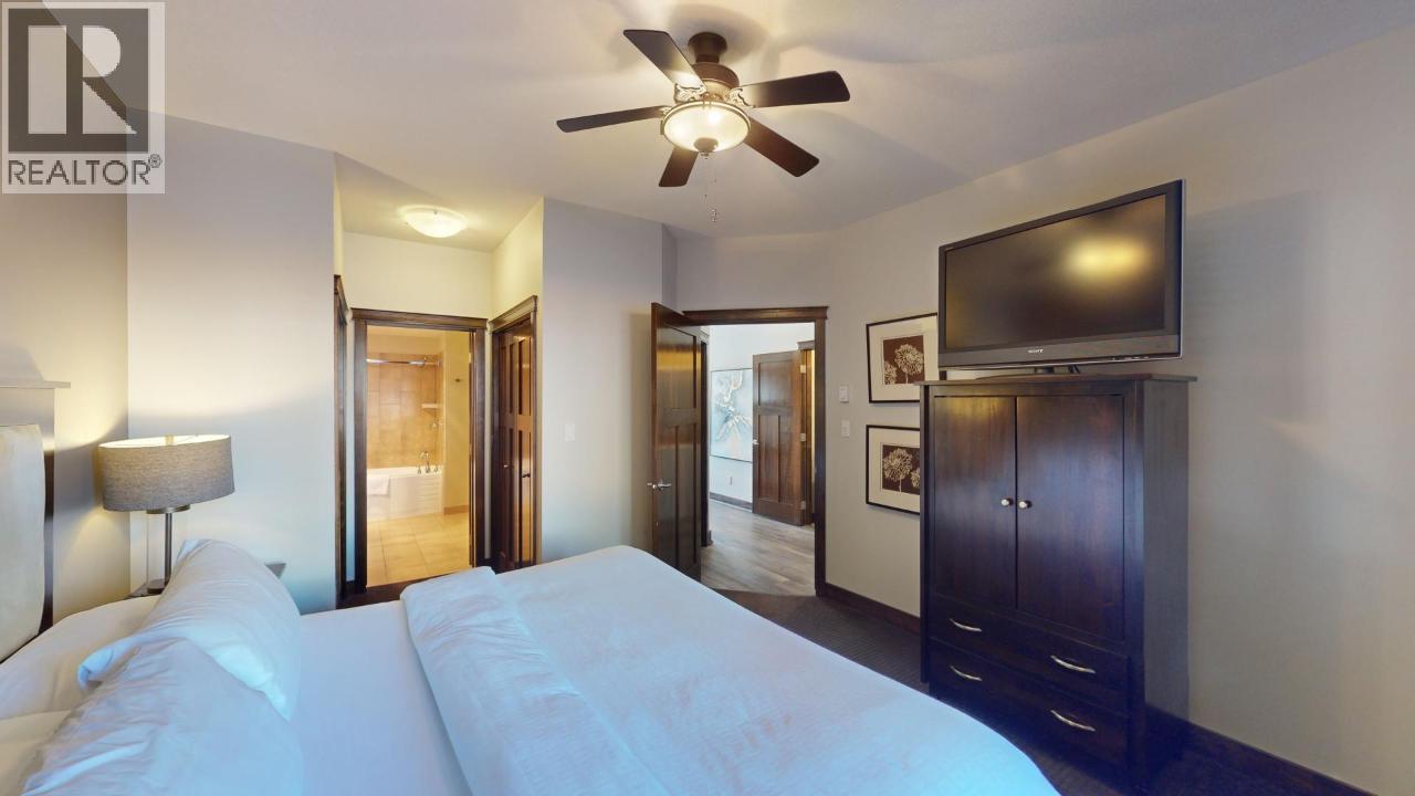 #813 B 800 BIGHORN BOULEVARD - 39