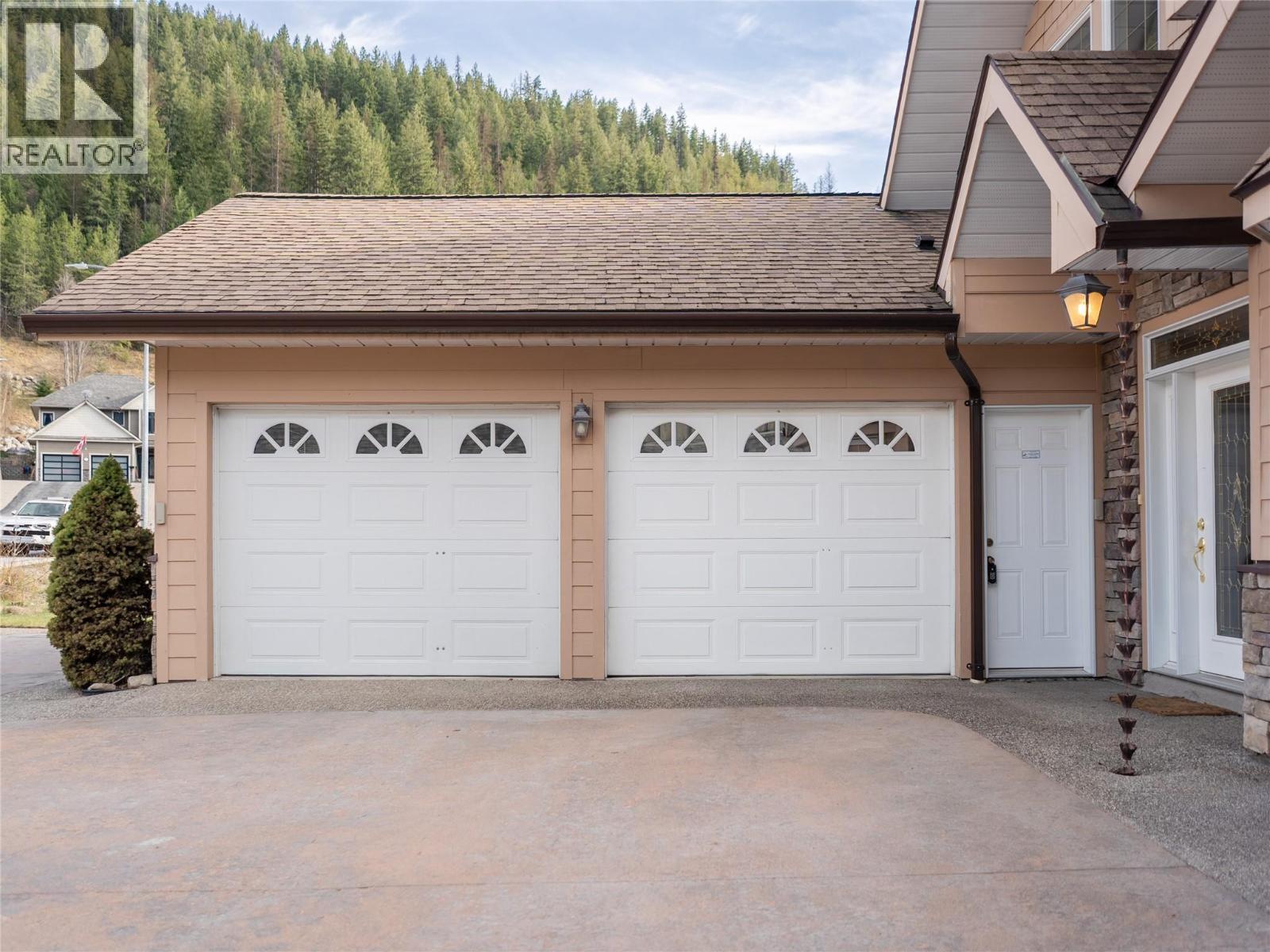 449 HAMPTON GRAY PLACE - 74