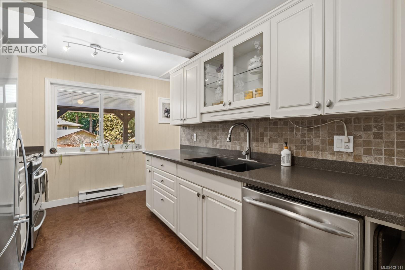 2132 DANDELION LANE - 14