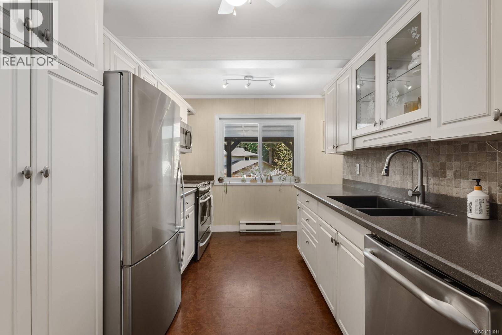 2132 DANDELION LANE - 15