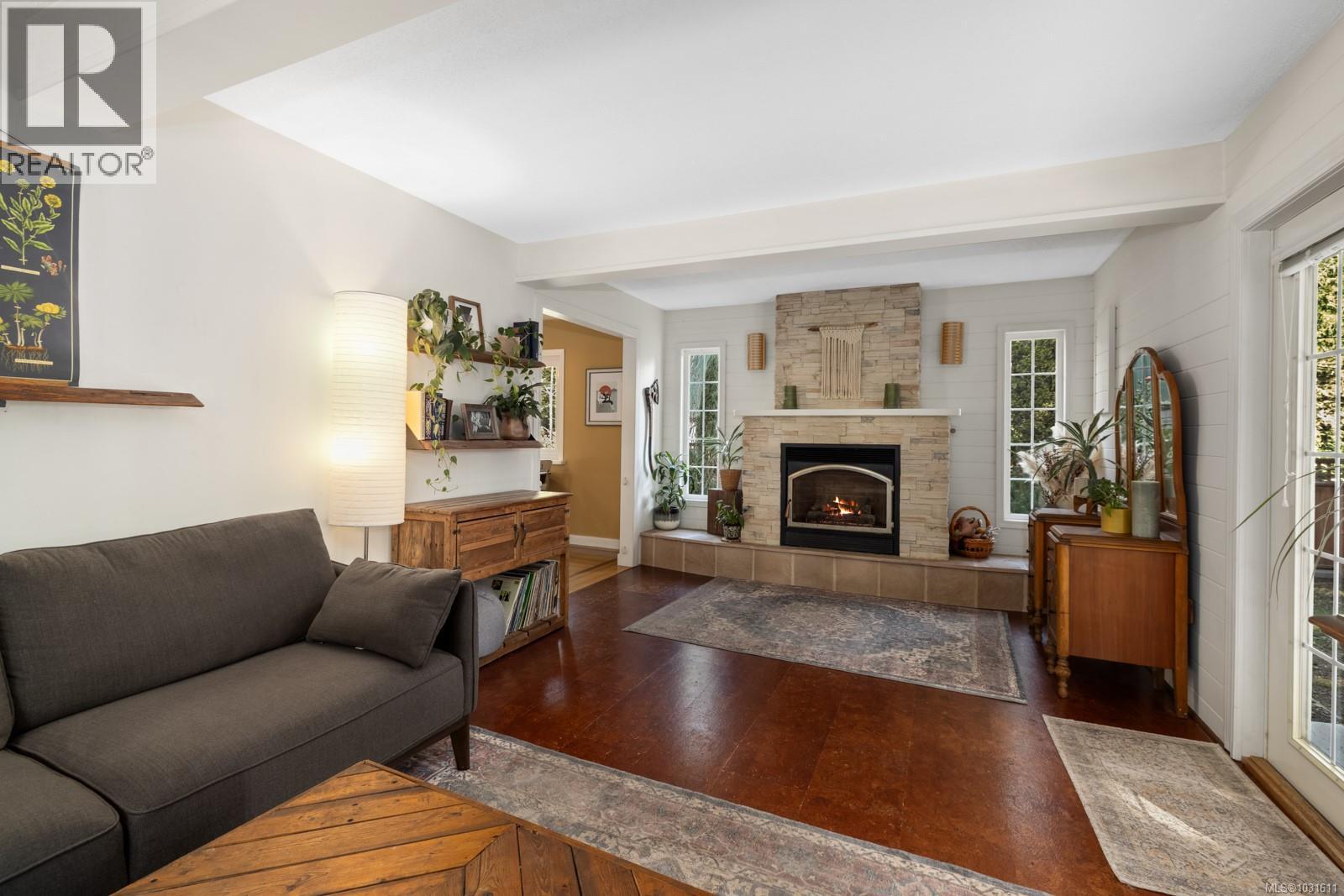 2132 DANDELION LANE - 20