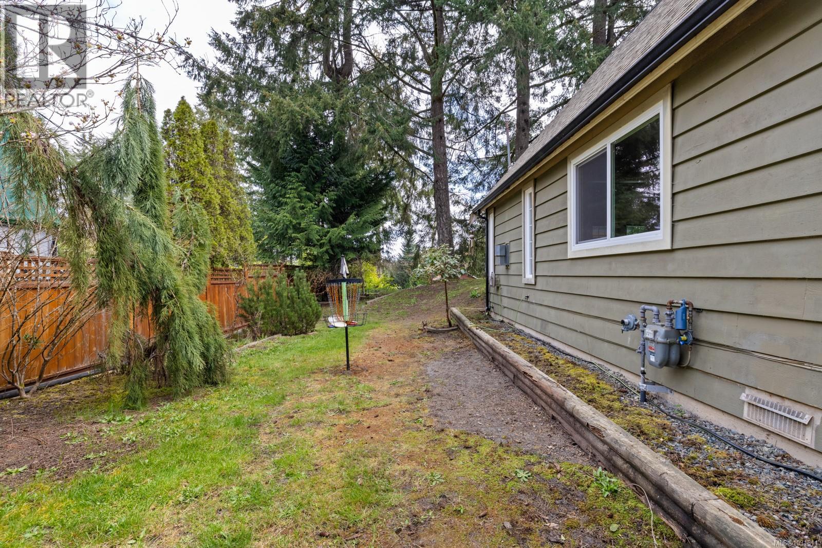 2132 DANDELION LANE - 34