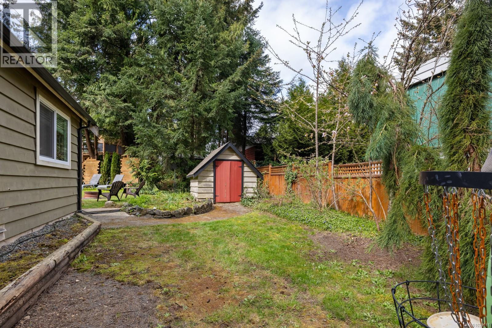 2132 DANDELION LANE - 35