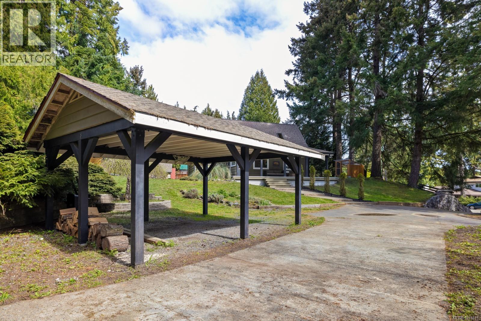 2132 DANDELION LANE - 36